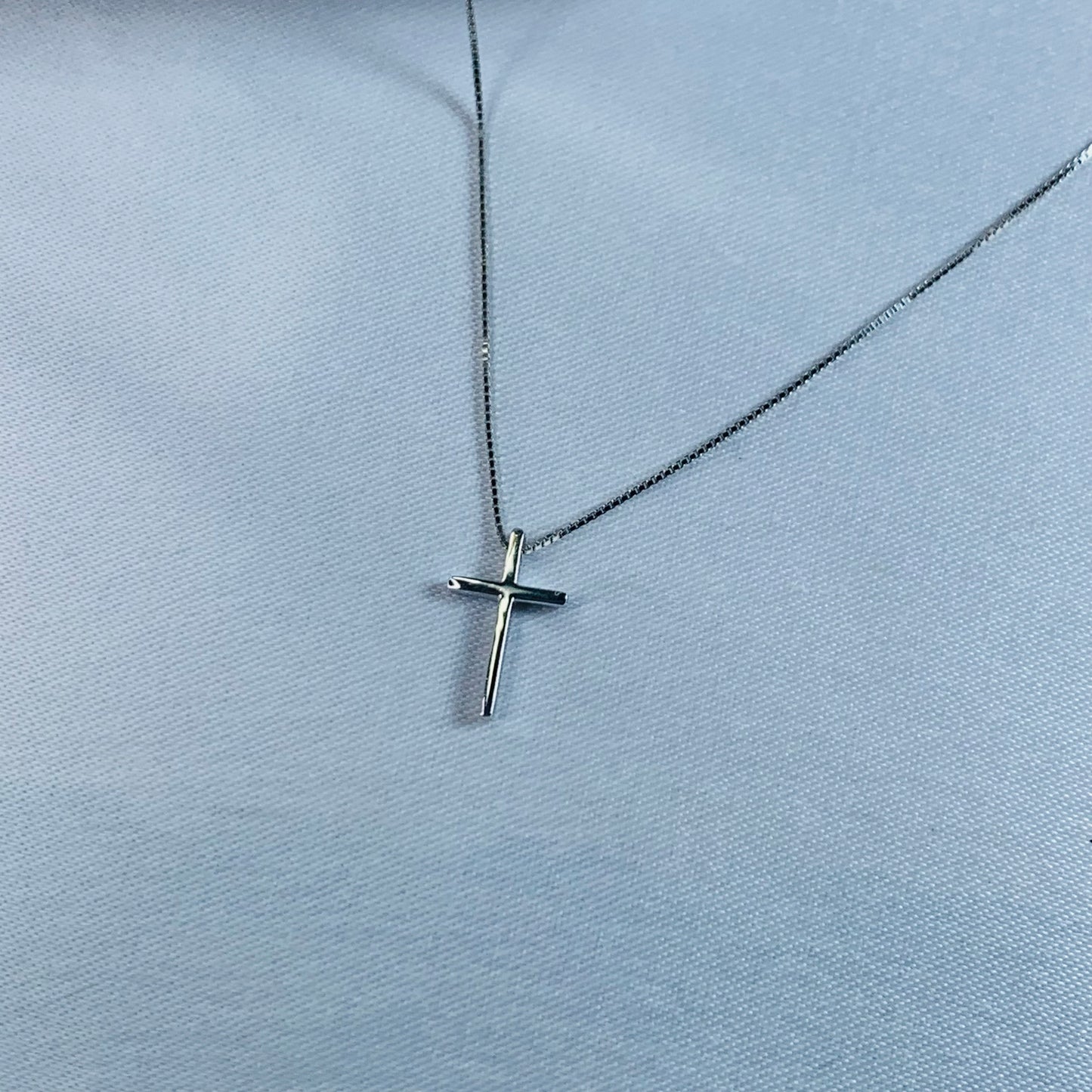 01 Cross Necklace