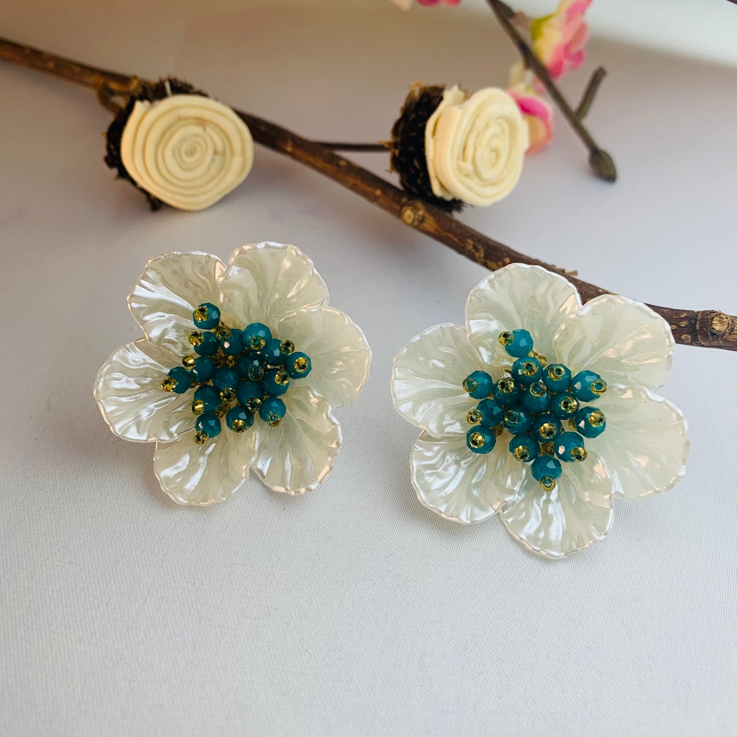 Leaf Earrings (Rosette Verde)